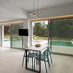 Botanic Pool Apartament Nikiti (Sithonia)
