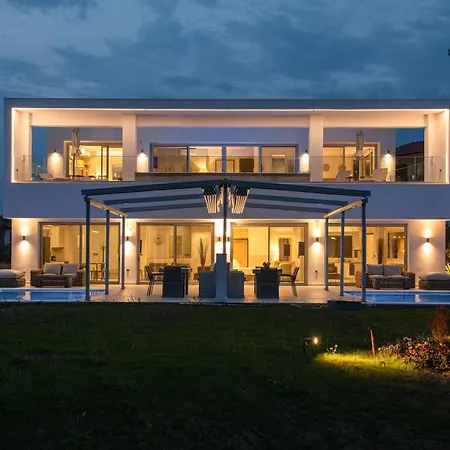 Botanic Pool * Nikiti (Sithonia)