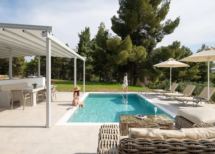 Botanic Pool Apartament Nikiti (Sithonia)