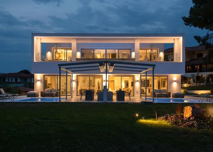 Botanic Pool * Nikiti (Sithonia)