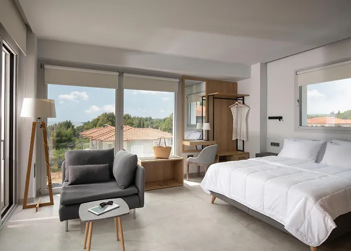 Botanic Pool Nikiti (Sithonia)