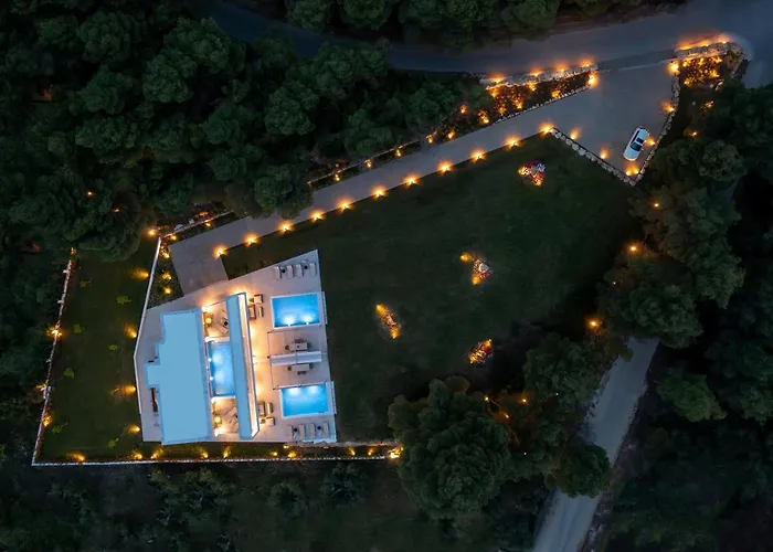 Botanic Pool Nikiti (Sithonia)