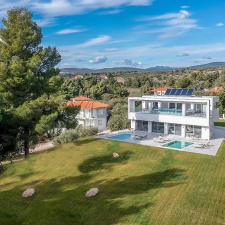 Botanic Pool * 니키티